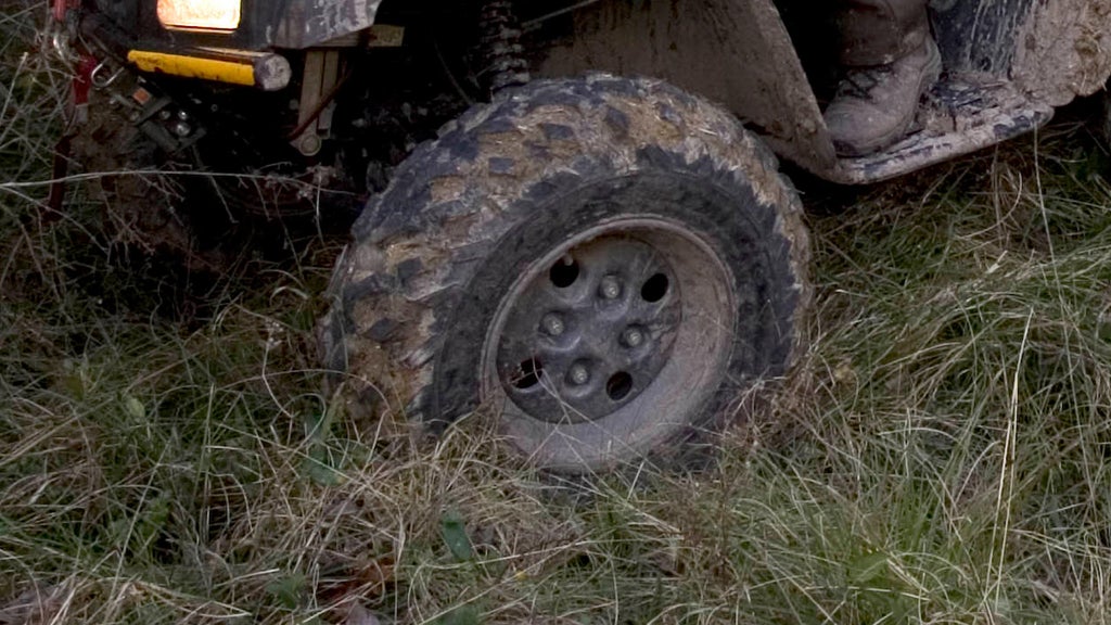 Father, daughter killed in northeast Minnesota ATV crash, sheriff says — WCCO / CBS Minnesota, New Hope Community news