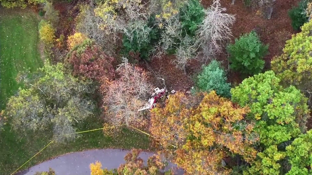 Grandmother, daughters and grandson were among 6 victims in Wisconsin Dells plane crash — WCCO / CBS Minnesota, New Hope Dining news