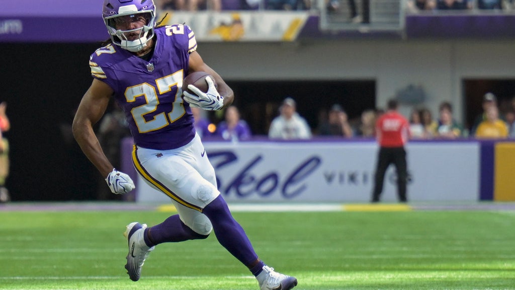 Vikings return RB Jordan Mason from injured reserve after broken thumb kept him out last 4 games — WCCO / CBS Minnesota, New Hope Sports news