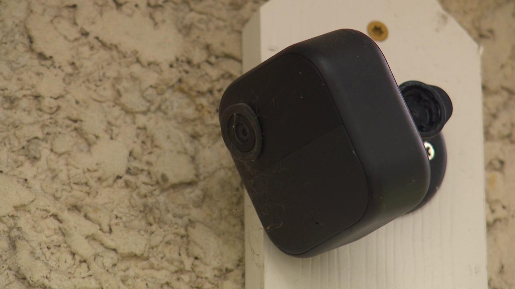 Serial Minneapolis peeping tom has long criminal history, could face more charges — WCCO / CBS Minnesota, New Hope Community news