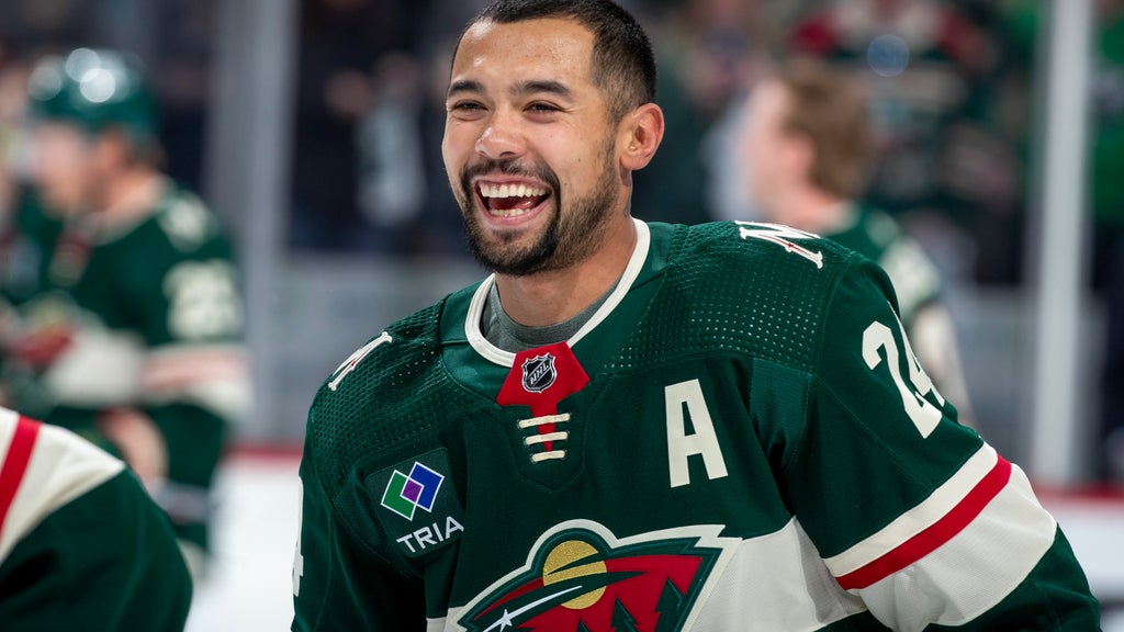 Defenseman Mathew Dumba retiring after 13 NHL seasons with 5 different teams — WCCO / CBS Minnesota, New Hope Sports news