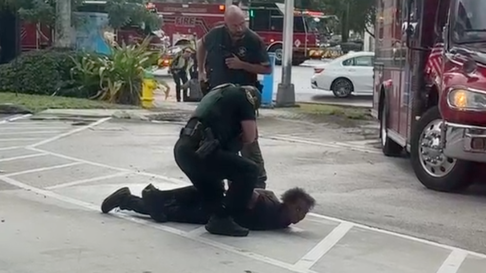 Woman arrested, person hospitalized after multi-vehicle crash, vehicle hits Deerfield Beach gas station — CBS Miami, New Hope Real Estate news