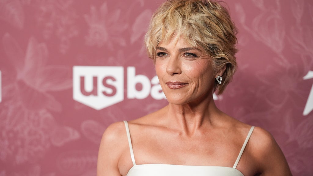 Actress Selma Blair arraigned following arrest for incident related to flight from LAX to JFK — WCCO / CBS Minnesota, New Hope Health news