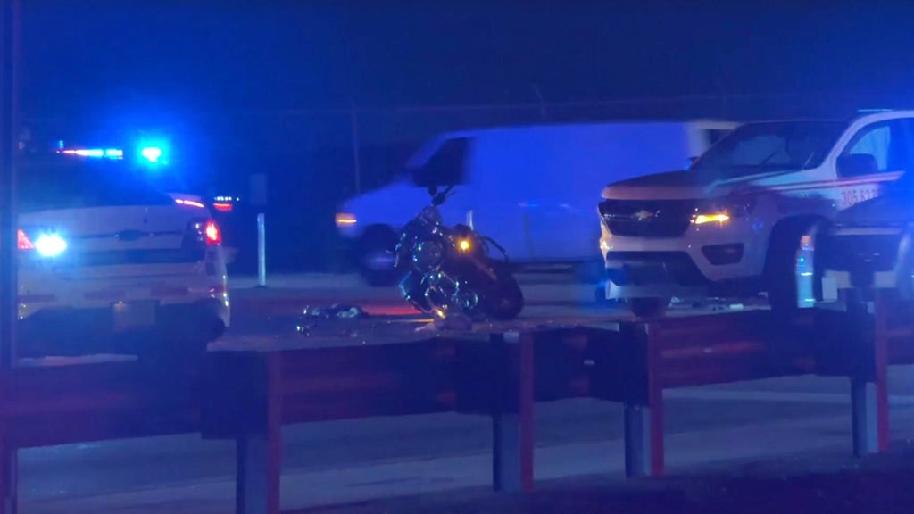 Motorcyclist airlifted to hospital after Miami Lakes crash, MDSO says — CBS Miami, New Hope Health news