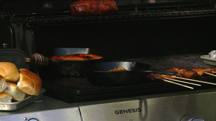 Chef Aldo shares bacon recipes for tailgating season — KARE 11 Local, New Hope Dining news