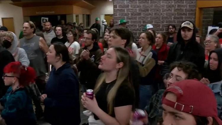 Protestors request temporary restraining order for Hermantown data center — New Hope Technology news