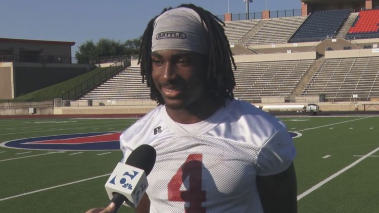 Midway's Lathan Whisenton sets school record for career rushing touchdowns — KCEN (Central Texas), New Hope Schools news