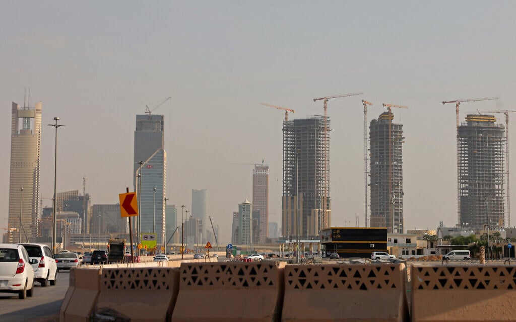 US airlines warned to exercise caution in Saudi airspace after 2nd deadly airport attack — Times of Israel, New Hope Technology news