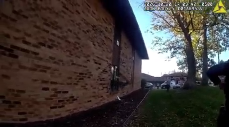 Watch: Deer seen crashing through apartment window in Wisconsin — FOX 9, New Hope Community news
