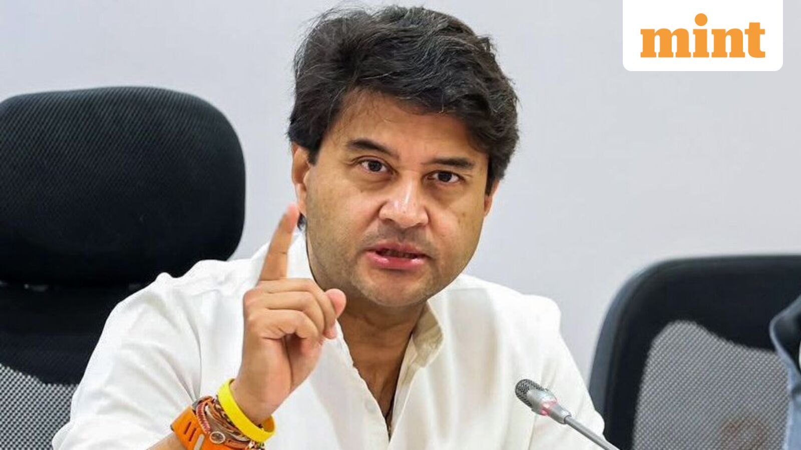 Scindia says satcom security clearance rests with Home Ministry, denies bias — Mint India, New Hope Technology news